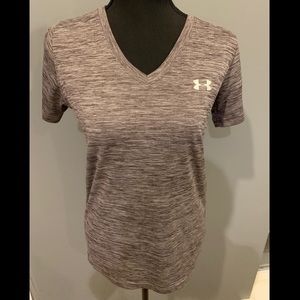 Under armor tee shirt